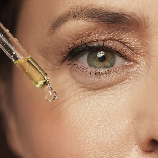 Rejuvenescimento Ocular: A Solução para uma Aparência Jovem e Descansada